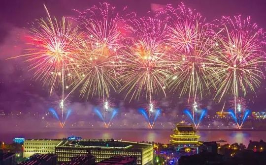“元宇宙”来了 在虚拟世界里过春节是什么体验？