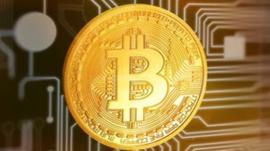 OKEx Research：比特币直逼1.6万美元，能否替代黄金成为主流？