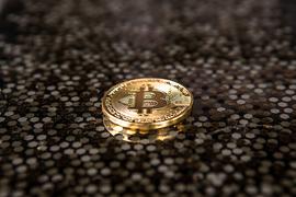 币安赵长鹏痛斥挖矿交易所，FCoin张健表示将上线BNB交易