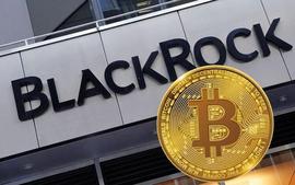 崛起社区：比特币涨破2.7万镁；贝莱德BTC现货ETF年底会过！