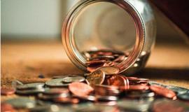 稳定币总市值连续第 13 个月下降